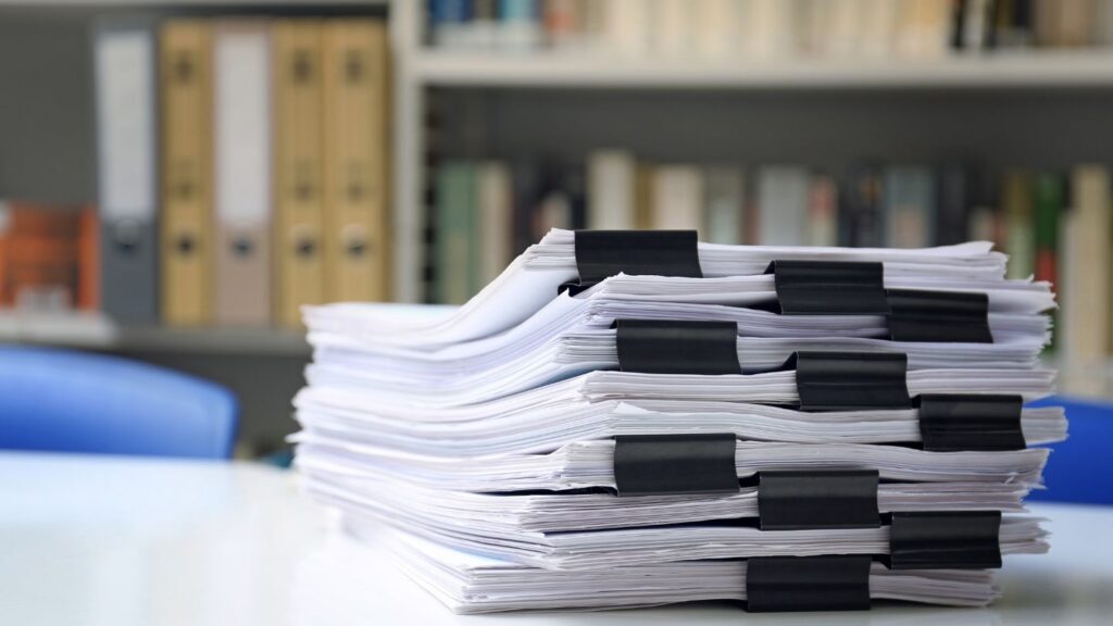 Why Property Managers Need To Keep Record Of Important Documents 01